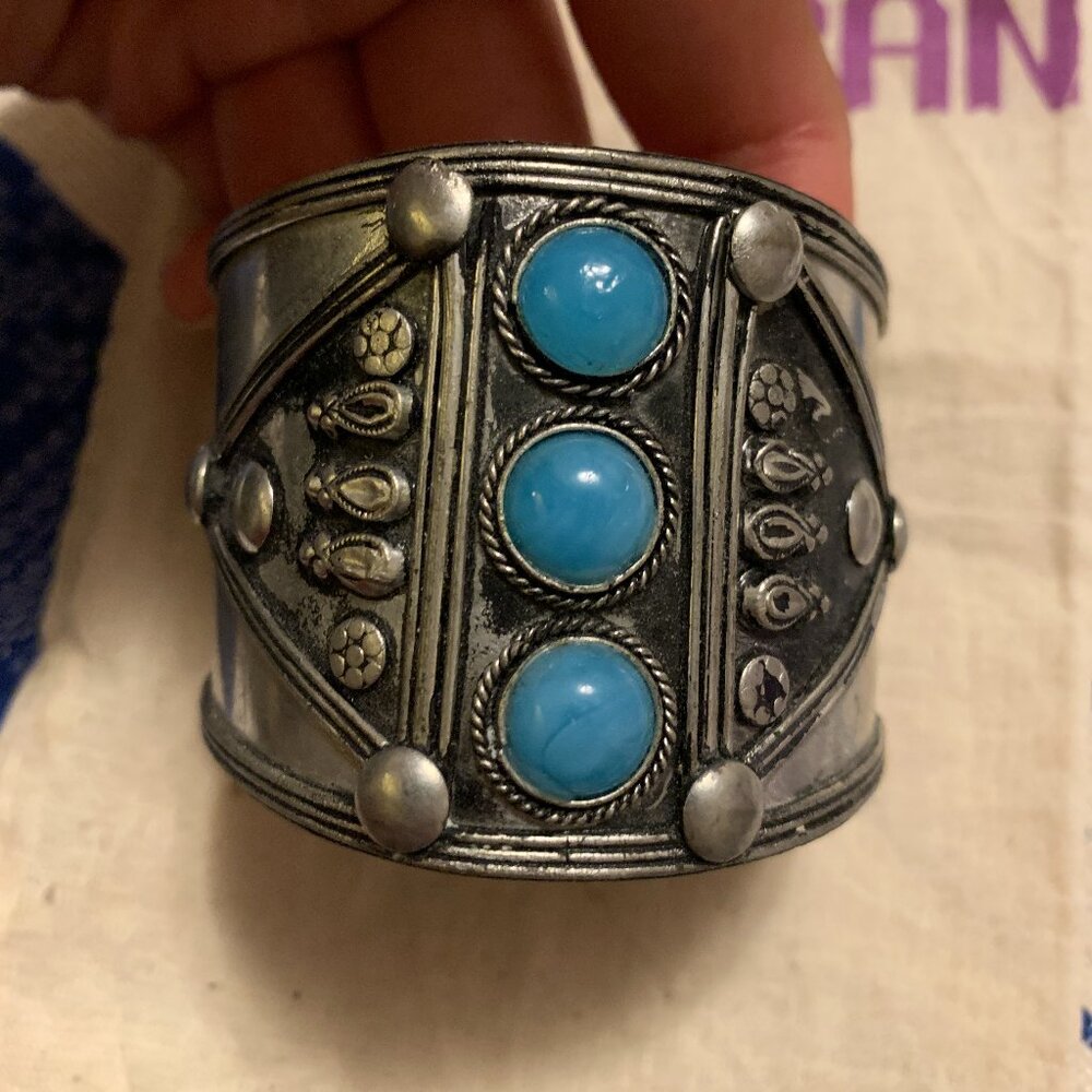 Urban Outfitters Boho Vintage Cuff Silver Bracelet Blue Stones Festival